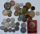 Alle Welt: Lot diverse Münzen aus aller Welt, dabei auch 12 Münzen aus Bulgarien, bisschen Silber und ein paar Medaillen
 [taxed under margin system]...