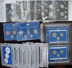 Norwegen: Sammlung 24 diverse Kursmünzensätze aus Norwegen. Dabei beide Qualitäten Bankfrisch und polierte Platte (proof). Diverse Jahrgänge von 1981 ...