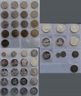Schweiz: EIn Album mit 40 Gedenkmünzen (5er und 20er) sowie 8 Umlaufmünzen der Schweiz.
 [taxed under margin system]
