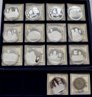 Medaillen: Lot 14 Medaillen aus dem Hause Göde, ”Die ersten EUROPA-Prägungen” 1996-1997. 13 x 999/1000 Silber a 20g, 1 x 10 EURO 1998 CN. In 2 Schuber...