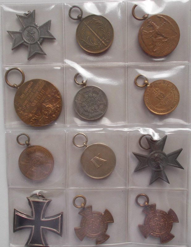 Orden & Ehrenzeichen: Lot 12 Stück, Orden, Medaillen u.s.w. Dabei: Baden Regieru...