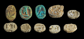 Collection of scarabs of steatite with longitudinal drilling, L 1.2 -1.7cm. On the underside with hieroglyphs. New Kingdom, 2nd half 2nd millenium BC....