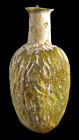 Dattelflasche. Römische Kaiserzeit, 1. - 2. Jh. n. Chr. H 8cm. Formgeblasen aus grünem, klarem Glas. Länglicher Hals mit nach außen gezogener Lippe. I...