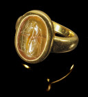 Goldring mit Jaspisgemme. Ring modern, Gemme römische Kaiserzeit, 1. - 2. Jh. n. Chr. 7,85g. Ringgröße 49. Schöne, nach oben breiter werdende konvexe ...