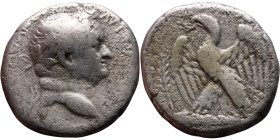 Vespasian (69-79) Tetradrachm Obverse: Laureate head of emperor right, with aegis Reverse: Eagle standing left, wings open,

23mm 13,49g