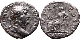 Hadrian (117-138) Denarius Obv: Laureate, draped bust of emperor. Rev:

18mm 2,86g