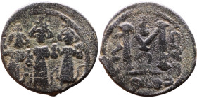 Heraclius, Martina and Heraclius Constantine (610-641) Follis Obverse: From left, Martina, Heraclius, heraclius Constantine Reverse: Large M, ANNO,
...