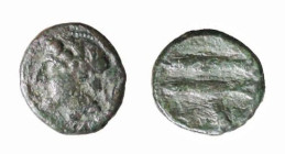 SICILIA - LEONTINI (circa 430-422 a.C.) BRONZO gr.1,5 - D/Testa di Apollo a s. R/Due pesci con la legenda AEONTINWN - Ae - Sng.Ans.272 BB