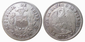 CILE - REPUBLIC - 1 PESO 1882 - D/Aquila spiegata a s. R/Lo stemma - Ar - KM,142.1 qSPL