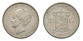 HOLLAND - WILHELMINA (1890-1948) 2½ GULDEN 1938 - D/Testa di Guglielmina a s. R/Stemma coronato con ai lati 2 1/2 - G - Ar - KM,165 - qFDC