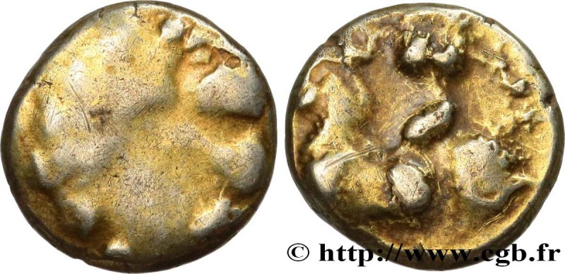 REDONES (Area of Rennes)
Type : Quart de statère d’or à la cavalière armée 
Da...