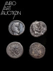 Monnaie Romaine Argent - République romaine - Lot de quatre monnaies Rome IIIe-Ie siècle BC. Deux victoriats anonymes (211-208 BC) au revers à la Vict...