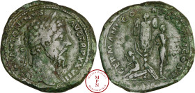 Marc-Aurèle (161-180), Sesterce, Rome, 173, Av. M ANTONINVS AVG TR P XXVII, Tête laurée à droite, Rv. GERMANICO AVG IMP VI COS III, Trophée militaire,...