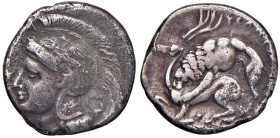 LUCANIA Velia Didramma (circa 280 a.C.) Testa elmta a s. - R/ Leone assale un cervo - Historia Numorum 1318 AG (g 6,86) Corrosioni superficiali

Sta...
