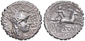Aurelia - M. Aurelius Scaurus - Denario (118 a.C.) Testa di Roma a d. - R/ Bituito su biga a d. - B. 20; Cr. 282/1 AG (g 3,78) Porosità diffusa al R/...