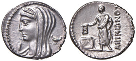 Cassia - L. Cassius Longinus - Denario (63 a.C.) Testa di Vesta a s. - R/ Cittadino votante a s. - B. 10; Cr. 413/1 AG (g 3,95) Un minimo graffietto s...