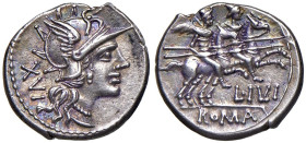 Julia - L. Iulius - Denario (141 a.C.) Testa di Roma a d. - R/ I Dioscuri a cavallo a d. - B. 1; Cr. 224/1 AG (g 3,90)

Status: SPL