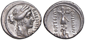 Memmia - Caius Memmius - Denario (56 a.C.) Testa di Cerere a d. - R/ Trofeo con prigioniero - B. 10; Cr. 427/1 AG (g 3,70)

Status: BB+/qSPL