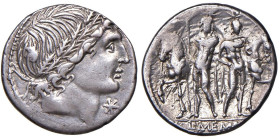 Memmia - L. Memmius - Denario (109-108 a.C.) Testa di Apollo a d. - R/ I Dioscuri stanti - B. 1; Cr. 304/1 AG (g 3,89) Colpetto al bordo

Status: qS...