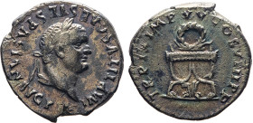 MONETE ROMANE IMPERIALI. TITO (79-81 d.C.) DENARIO Ar. 2,95 gr. 18 mm. R. Spl53.
D: IMP. TITVS CAES. VESPASIAN. AVG. P. M. Testa laureata di Tito a d...
