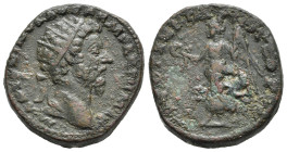 MARCO AURELIO (161-180). Dupondio per Roma. AE (g 13,50). Testa radiata a destra. R/ Vittoria avanza a sinistra, con corona e ramo di palma. Cf. RIC I...