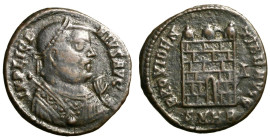 LICINIO I (320) Follis ridotto per Heraclea (g. 3,14) Busto laur. a ds. Rcon manto consolare, mappa e scettro R/ Porta di campo. RIC 348. AE RARO +BB