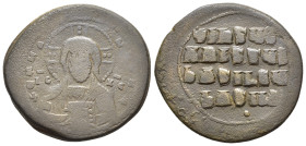 FOLLIS ANONIMO. Periodo di Basilio II Bulgaroktonos (976-1025). Follis classe A2 per Costantinopoli. AE (g 16,78). Busto frontale nimbato di Cristo, r...