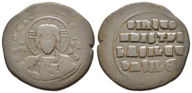 FOLLIS ANONIMO. Periodo di Basilio II Bulgaroktonos (976-1025). Follis classe A2 per Costantinopoli. AE (g 12,13). Busto frontale nimbato di Cristo, r...