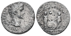 Augustus, 27 BC-AD 14. AR Denarius. 3.50 g - 19.87 mm. Lugdunum.