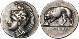 LUCANIE, VELIA, AR statère, 350-334 av. J.-C. D/ T. casquée d'Athéna à g., le casque orné d'un centaure, le couvre-nuque décoré de volutes. Derrière l...