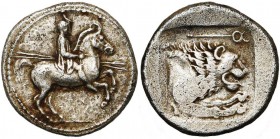 ROYAUME DE MACEDOINE, Perdiccas II (451-413), AR tétrobole, 437/6-432/1 av. J.-C. D/ Cavalier galopant à d., ten. deux lances. R/ Protome de lion à d....