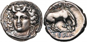 THESSALIE, LARISSA, AR drachme, 350-300 av. J.-C. D/ T. de la nymphe Larissa de f., légèrement tournée vers la g., les cheveux pris dans un bandeau. R...
