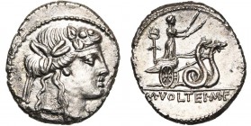 M. Volteius, AR denier, 78 av. J.-C., Rome. D/ T. de Liber à d., cour. de lierre. R/ M·VOLTEI·M·F· Cérès ten. les rênes, conduisant un bige de serpent...