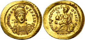 THEODOSE II (402-450), AV solidus, 441-450, Constantinople. D/ DN THEODOSI-VS P F AVG B. casqué, cuir. de f., ten. une lance et un bouclier. R/ IMP.XX...