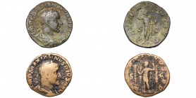 lot de 2 sesterces: Maximin Ier, 236, R/ L'empereur deb. à g. entre trois étendards (B); Gordien III, 241-243, R/ Sol deb. de f., tendant la main d. e...