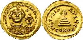 Héraclius (610-641), AV solidus, 616-625, Constantinople. Off. . D/ B. d'Héraclius et d'Héraclius Constantin de f. Entre leurs t., une croix. R/ VICT...