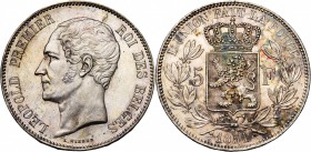 BELGIQUE, Royaume, Léopold Ier (1831-1865), AR 5 francs, 1851 (sur 1850). Avec point au-dessus de la date. Bogaert 513C. Fines griffes. Patine colorée...