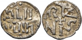CAROLINGIENS, Louis le Pieux, roi d'Aquitaine (781-814), AR denier, 781, Clermont (Arvernis). D/ hLV/DVIh en deux lignes. Un globule au centre et quat...
