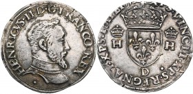 FRANCE, Royaume, Henri II (1547-1559), AR teston, 155[3]D, Lyon. 2e type. D/ B. cuir. à d., t. nue. R/ Ecu de France couronné, entre deux H couronnés....