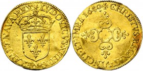 FRANCE, Royaume, Louis XIII (1610-1643), AV écu d'or au soleil, 1640X, Amiens. D/ Ecu de France couronné, sous un soleil. La légende débutant à 12h. L...
