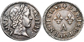 FRANCE, Royaume, Louis XIV (1643-1715), Cu denier tournois, 1648A, Paris. Frappé en argent. D/ T. l. à d., à la mèche longue. R/ Deux lis dans le cham...