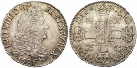 FRANCE, Royaume, Louis XIV (1643-1715), AR demi-écu aux huit L, 1691. 1er type. 1e réformation. D/ B. dr. à d. R/ Croix formée de huit L couronnés, ca...