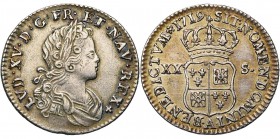 FRANCE, Royaume, Louis XV (1715-1774), AR 20 sols de Navarre (sixième d'écu), 1719A, Paris. D/ B. enfantin à d., l., dr. et cuir. R/ Ecu écartelé de F...