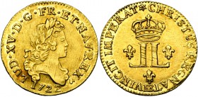 FRANCE, Royaume, Louis XV (1715-1774), AV louis d'or aux 2 L, 1722BB, Strasbourg. Flan neuf. D/ B. nu, lauré à d. R/ Deux L adossés sous une couronne,...