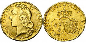 FRANCE, Royaume, Louis XV (1715-1774), AV demi-louis d'or au bandeau, 1742L, Bayonne. D/ T. à g., ceinte d'un bandeau. R/ Ecus ovales de France et de ...