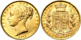 GRANDE-BRETAGNE, Victoria (1837-1901), AV souverain à l'écu, 1871. WW en relief. S. 3853B; Fr. 387i. Coin n° 30. Petits coups.
Superbe