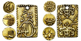 lot of 4 gold coins: India, Kingdom of Mysore, Tipu Sultan, fanam, AH 1217, Patan; Cochin, Viraraya fanam, n.d. (1600-1750); Late Malabar, Viraraya fa...