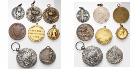 BELGIQUE, lot de 8 médailles satiriques et patriotiques de la Grande Guerre: 1914, A.M., "Dieu sera avec nous" (AR, 23 mm, anneau); 1914, A.B., Soldat...