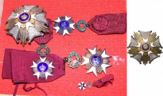 BELGIQUE, lot de 4 décorations et 2 miniatures de l'Ordre de la Couronne: plaque de grand officier, croix de commandeur (avec ruban), officier et chev...