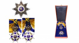 PAYS-BAS, Ordre d’Orange-Nassau, ensemble de grand-croix, modèle civil: plaque (85 mm, avec pastille 'sRijksmunt Utrecht, une pointe faussée), bijou e...